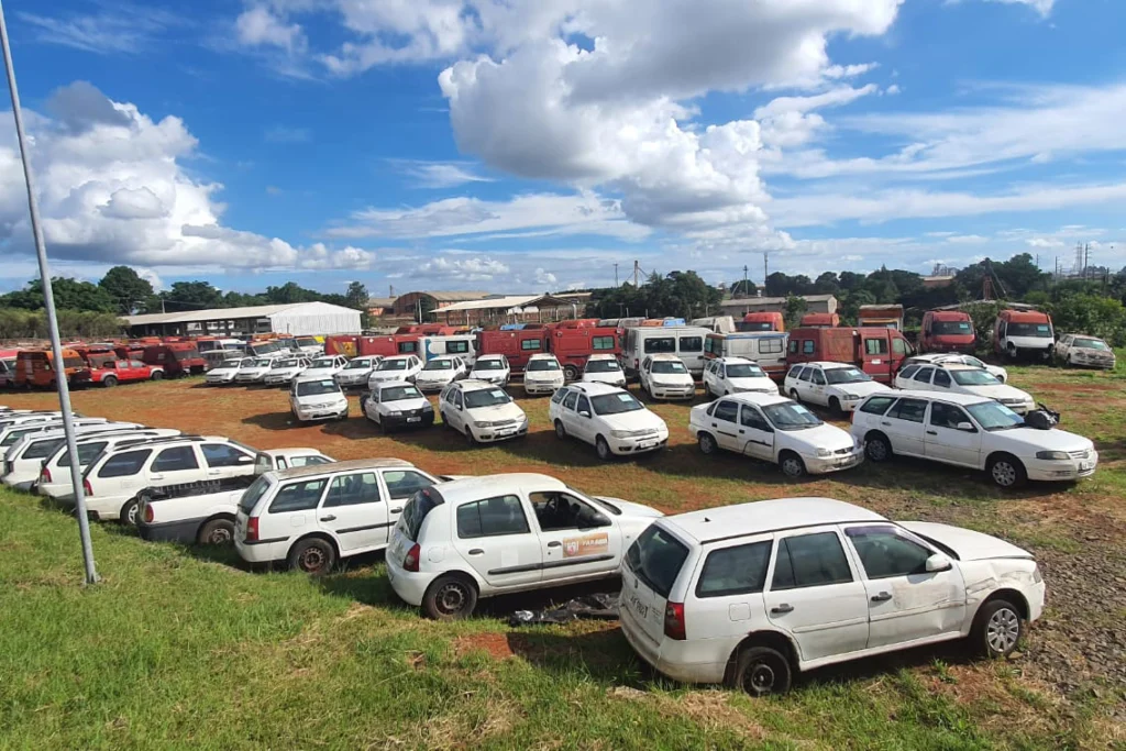 Paraná inicia leilão com mais de 190 veículos e carros a partir de R$ 525,08 Foto 1 Fotos de Paraná inicia leilão com mais de 190 veículos e carros a partir de R$ 525,08