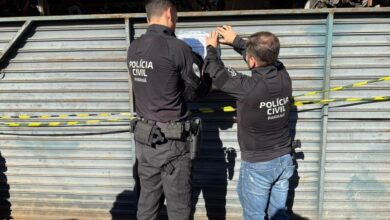 Fotos de Polícia Civil fecha desmanche de veículos em Sarandi durante operação