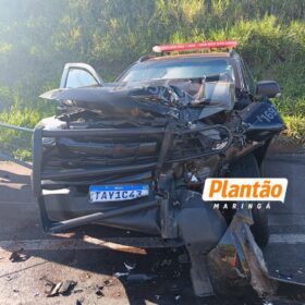 Fotos de Policiais ficam feridos após acidente com viatura da ROTAM em Maringá