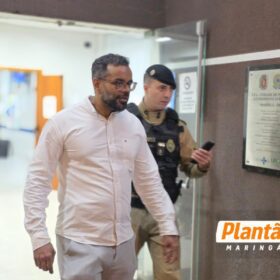 Fotos de Vítima teria provocado autor antes de ser morta a facadas dentro de ônibus em Maringá