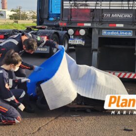 Motociclista de 18 anos morre após bater na traseira de carreta, em Maringá Foto 6 Fotos de Motociclista de 18 anos morre após bater na traseira de carreta, em Maringá