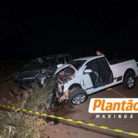 Fotos de Tragédia na estrada: motorista morre preso às ferragens após batida frontal; o corpo foi encaminhado ao IML de Maringá