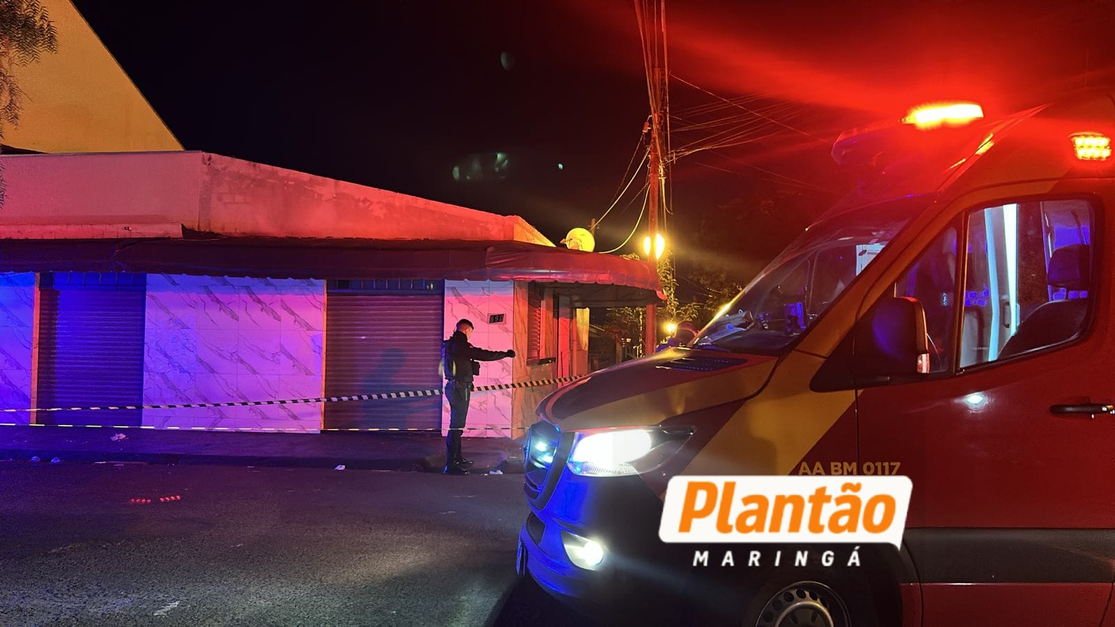 Adolescente de 17 anos é chamado para fora de bar e executado com tiros na cabeça em Sarandi Foto 2 Fotos de Adolescente de 17 anos é chamado para fora de bar e executado com tiros na cabeça em Sarandi