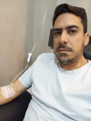 Fotos de Cinegrafista de Maringá luta contra doença rara e faz rifa de Passat 75 para custear tratamento