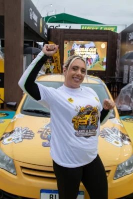 Fotos de ‘Colados com a Bless’: Após mais de 53 horas, mulher vence desafio de resistência na Expoingá e leva carro para casa