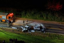 Fotos de Colisão frontal deixa quatro mortos próximo ao Trevo do Boi na região de Maringá