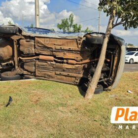 Fotos de Colisão violenta mobiliza equipes de resgate na Avenida Guedner, em Maringá