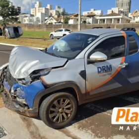 Fotos de Colisão violenta mobiliza equipes de resgate na Avenida Guedner, em Maringá