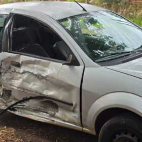 Fotos de Jovem de 18 anos fica gravemente ferido após acidente entre moto e carro em Sarandi