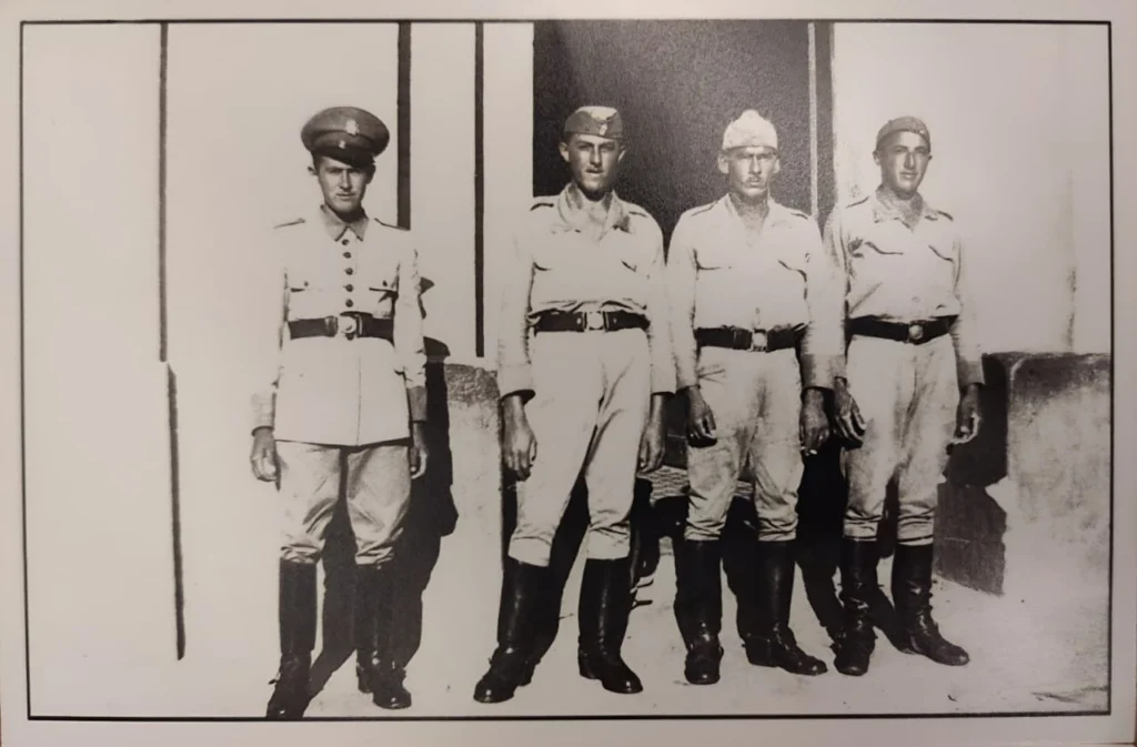 Fotos de Morador de Maringá de 103 anos de idade e que serviu na Segunda Guerra descobre que é mais novo; entenda