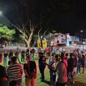 Morte de menina de 8 anos gera grande comoção em Maringá Foto 2 Fotos de Morte de menina de 8 anos gera grande comoção em Maringá