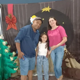 Morte de menina de 8 anos gera grande comoção em Maringá Foto 3 Fotos de Morte de menina de 8 anos gera grande comoção em Maringá