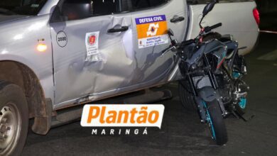 Fotos de Motociclista fica ferido após acidente com carro da Defesa Civil em Maringá; vídeo