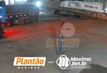 Fotos de Motorista de ônibus atropela e mata cachorro em pátio de borracharia em Sarandi