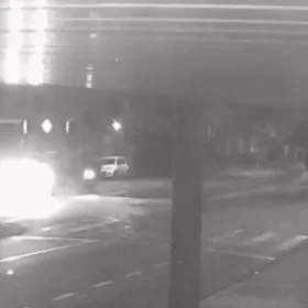 Mulher que estava na garupa de motociclista morto em grave acidente em Maringá permanece em coma no hospital; vídeo Foto 2 Fotos de Mulher que estava na garupa de motociclista morto em grave acidente em Maringá permanece em coma no hospital; vídeo