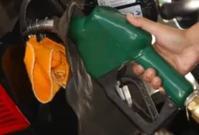 Fotos de Petrobras anuncia reajuste no preço da gasolina para as refinarias; subvenção aliviará aumento