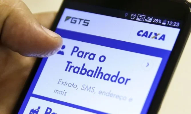 ‘PIX misterioso’: Caixa antecipa pagamento de valores desbloqueados do saque do FGTS Foto 1 Fotos de ‘PIX misterioso’: Caixa antecipa pagamento de valores desbloqueados do saque do FGTS