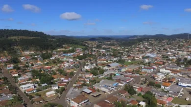 Fotos de Prefeitura acaba de anunciar concurso público inédito com 89 vagas e salário de R$ 17,4 mil