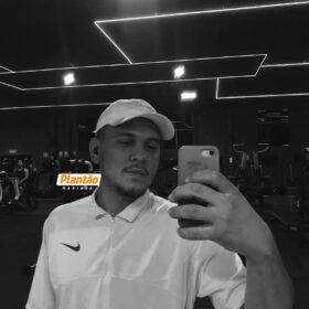 Jovem morre atropelado pelo próprio carro ao ajudar amigo em Maringá Foto 2 Fotos de Jovem morre atropelado pelo próprio carro ao ajudar amigo em Maringá