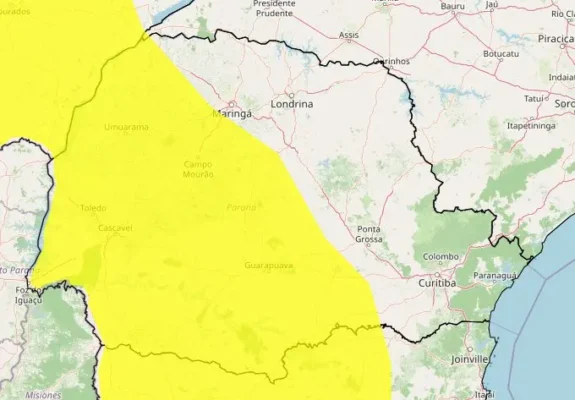Tempo vira e 251 cidades vão entrar em alerta de tempestade no Paraná; veja a lista completa Foto 1 Fotos de Tempo vira e 251 cidades vão entrar em alerta de tempestade no Paraná; veja a lista completa