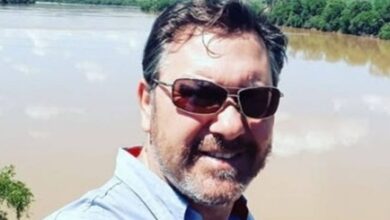 Fotos de Trabalhador morre após ser atingido por poste durante descarregamento em transportadora