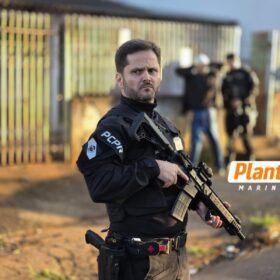 TRIPLO HOMICÍDIO - Operação da Polícia Civil busca suspeito do crime em Sarandi; vítimas podem ter sido mortas por engano Foto 4 Fotos de TRIPLO HOMICÍDIO - Operação da Polícia Civil busca suspeito do crime em Sarandi; vítimas podem ter sido mortas por engano