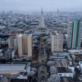 Fotos de -1ºC: Primeira semana do inverno pode ser a mais fria do ano em Maringá e no Paraná; Veja a previsão completa