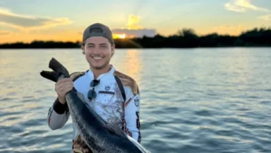 Fotos de ‘Achamos que era um enrosco’: maringaense fisga pintado gigante no Rio Paraná e se emociona com primeira pesca; vídeo