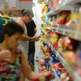 Após fechar 343 lojas no Brasil, rede de supermercados encerra recuperação judicial Foto 2 Fotos de Após fechar 343 lojas no Brasil, rede de supermercados encerra recuperação judicial