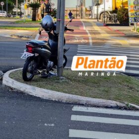 Fotos de Câmera flagra motorista avançando preferencial e provocando grave acidente entre carro e motocicleta em Maringá