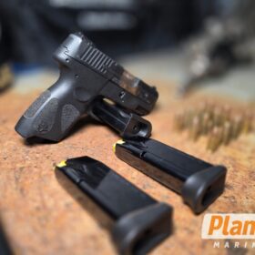 CHOQUE de Maringá prende homem procurado pela Justiça e apreende armas, drogas e coletes balísticos Foto 9 Fotos de CHOQUE de Maringá prende homem procurado pela Justiça e apreende armas, drogas e coletes balísticos