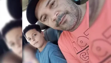 Fotos de Dono de bar onde filho e sobrinho foram mortos por engano pede justiça e fecha estabelecimento em Sarandi