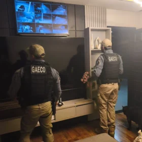Gaeco de Maringá deflagra Operação Pavio Aceso que apura desvio de explosivos comerciais Foto 4 Fotos de Gaeco de Maringá deflagra Operação Pavio Aceso que apura desvio de explosivos comerciais