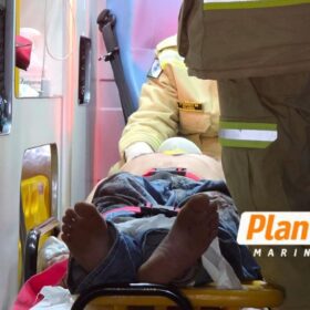 Fotos de Homem é agredido por populares após tentar roubar moto de entregador em Maringá