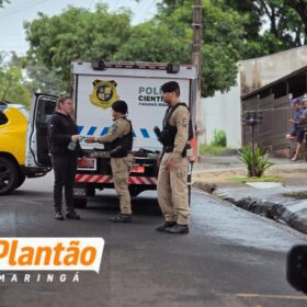 Fotos de Homem é morto a facadas em frente a bar, em Maringá; crime foi registrado por câmera de segurança