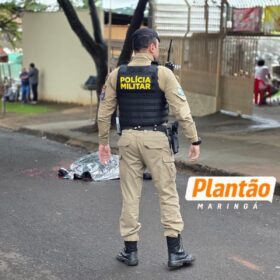 Fotos de Homem é assassinado enquanto estava sentado em bar em Maringá