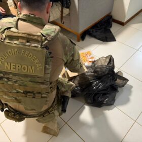 Mega Operação da PF tem mandados cumpridos em Maringá e mira esquema bilionário de contrabando e lavagem de dinheiro; COM VÍDEO Foto 8 Fotos de Mega Operação da PF tem mandados cumpridos em Maringá e mira esquema bilionário de contrabando e lavagem de dinheiro; COM VÍDEO