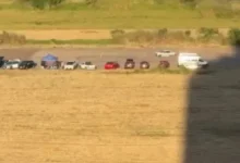 Fotos de Moradores reclamam de som alto e manobras perigosas na pista do Antigo Aeroporto, em Maringá