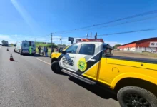 Fotos de Motociclista fica ferida após colisão em trecho com obras na PR-317, em Maringá