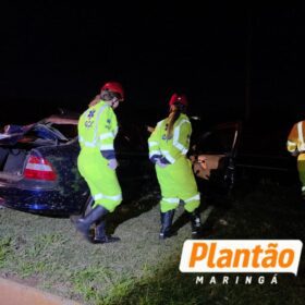 Motorista perde controle da direção e capota veículo na BR-376; duas pessoas ficam feridas Foto 6 Fotos de Motorista perde controle da direção e capota veículo na BR-376; duas pessoas ficam feridas