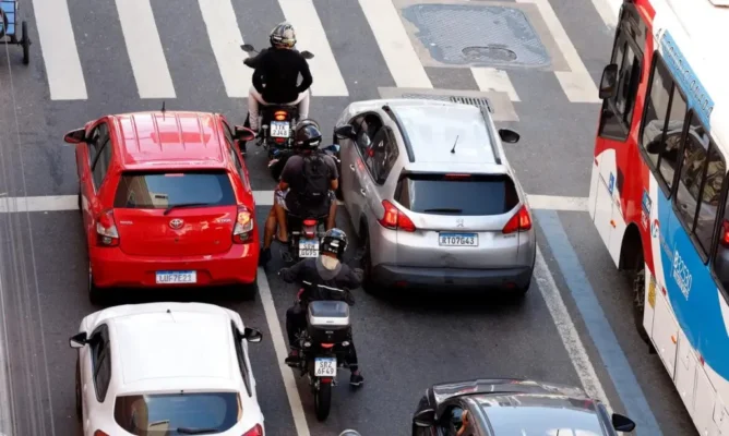 Nova regra do capacete entra em vigor mês que vem; saiba o que vai mudar para os motociclistas Foto 2 Fotos de Nova regra do capacete entra em vigor mês que vem; saiba o que vai mudar para os motociclistas