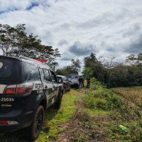PCPR REALIZA BUSCAS EM ÁREA RURAL DURANTE INVESTIGAÇÃO SOBRE DESAPARECIMENTO DE JOVENS Foto 9 Fotos de PCPR REALIZA BUSCAS EM ÁREA RURAL DURANTE INVESTIGAÇÃO SOBRE DESAPARECIMENTO DE JOVENS