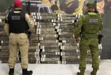 Fotos de Polícia Rodoviária estadual apreende uma tonelada de maconha em esconderijo na região de Maringá