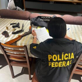 Mega Operação da PF tem mandados cumpridos em Maringá e mira esquema bilionário de contrabando e lavagem de dinheiro; COM VÍDEO Foto 3 Fotos de Mega Operação da PF tem mandados cumpridos em Maringá e mira esquema bilionário de contrabando e lavagem de dinheiro; COM VÍDEO