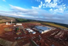 Fotos de Vagas de emprego são abertas para construção de fábrica de R$ 1 bilhão no Paraná; conheça o negócio bilionário