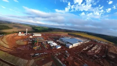 Fotos de Vagas de emprego são abertas para construção de fábrica de R$ 1 bilhão no Paraná; conheça o negócio bilionário