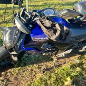 Acidente entre carro e motocicleta deixa dois feridos na BR-376, em Maringá Foto 2 Fotos de Acidente entre carro e motocicleta deixa dois feridos na BR-376, em Maringá