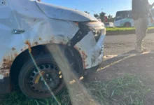 Fotos de Acidente entre carro e motocicleta deixa dois feridos na BR-376, em Maringá
