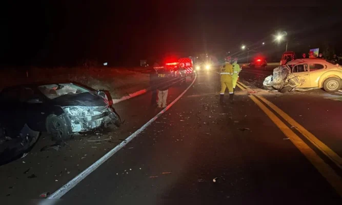 Fotos de Acidente na BR-369 entre Fusca e Onix deixa um morto no Norte do Paraná