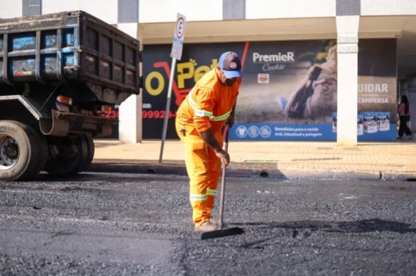 Avenida de Maringá tem obras de recapeamento asfáltico e fica parcialmente interditada nesta segunda-feira Foto 1 Fotos de Avenida de Maringá tem obras de recapeamento asfáltico e fica parcialmente interditada nesta segunda-feira